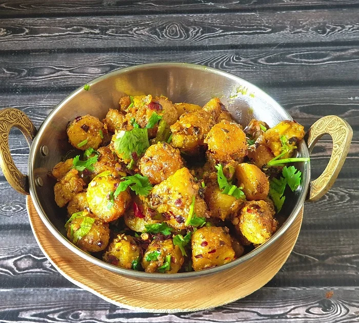 Raw Banana Stir Fry ,Kachchey Kele ki Sabzi