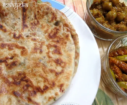 Amritsari kulcha / Potato stuffed Indian Bread