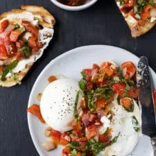 Roasted Red Pepper Bruschetta Recipe