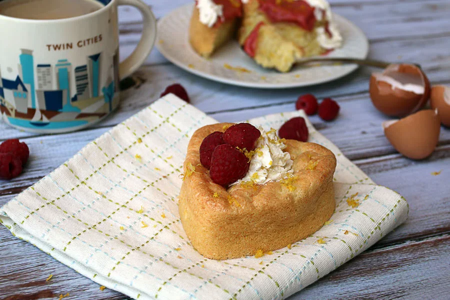 Italian Lemon Sponge Cake