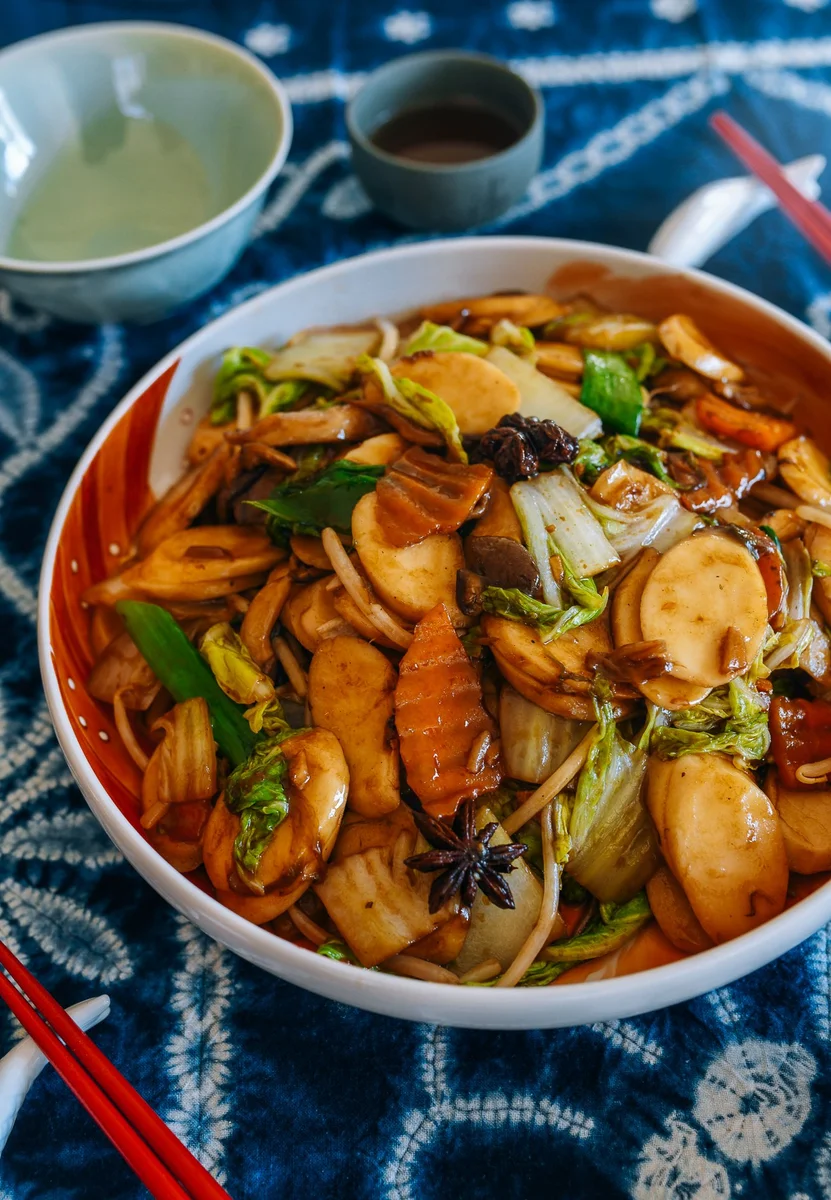 Rice Cakes with Mixed Vegetables