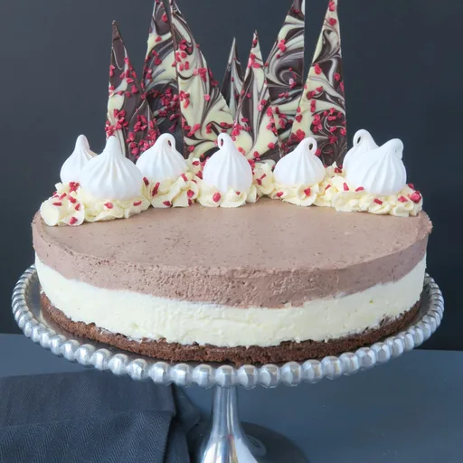 Double Chocolate Cheesecake (No Bake) with chocolate shards and a brownie base