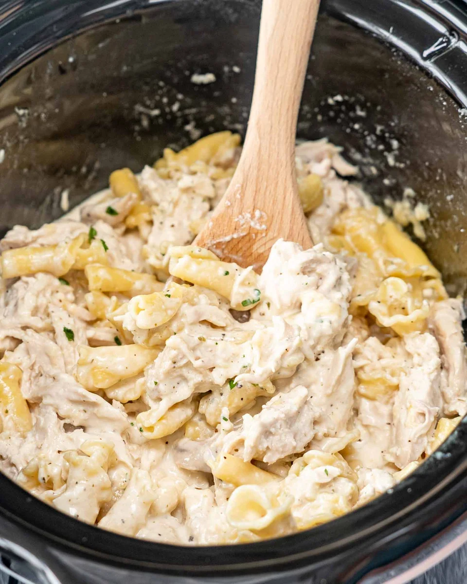 Crockpot Chicken Alfredo