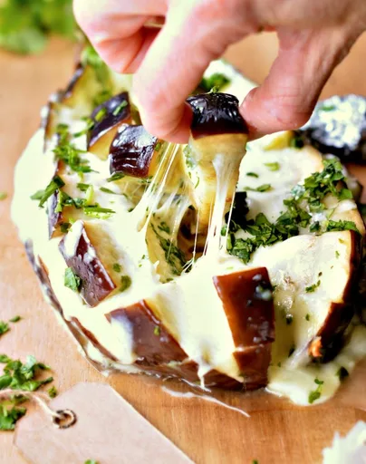 Low-carb Cheesy Pull-Apart Garlic "Bread" Eggplant