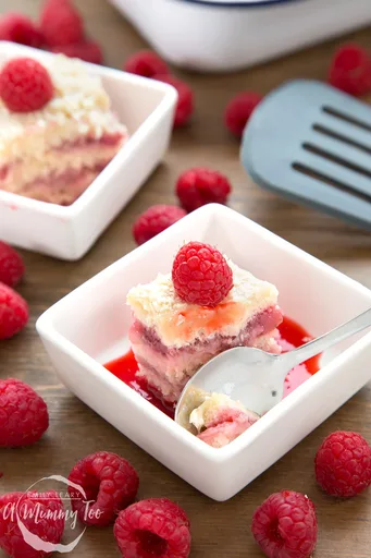 Strawberry Custard Layer Cake Recipe