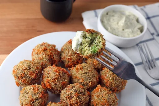 Low Carb Broccoli and Cheese Fritters