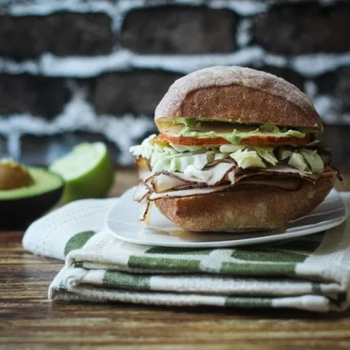 Sándwich de Pollo Jamaicano