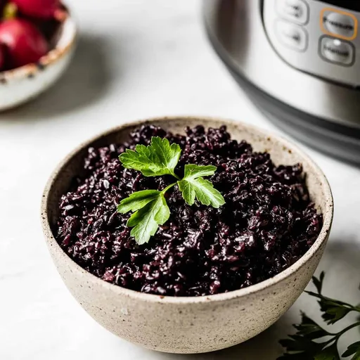 Receta de arroz negro en Instant Pot (método de olla a presión)