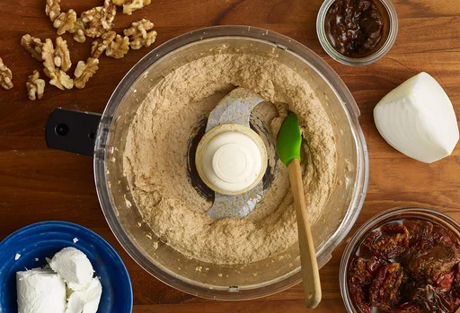 Untable de queso de cabra al chipotle