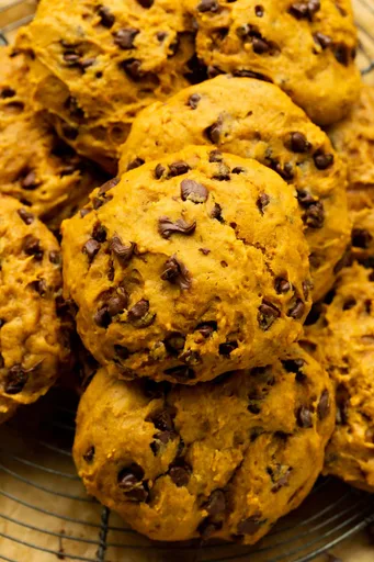 The BEST Pumpkin Chocolate Chip Cookies
