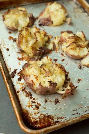 Patatas aplastadas