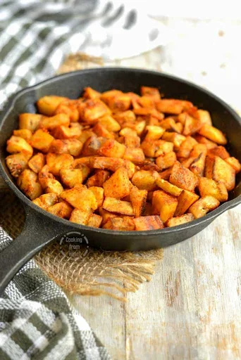 Aratikaya Vepudu o fritura de plátano macho verde de Andhra