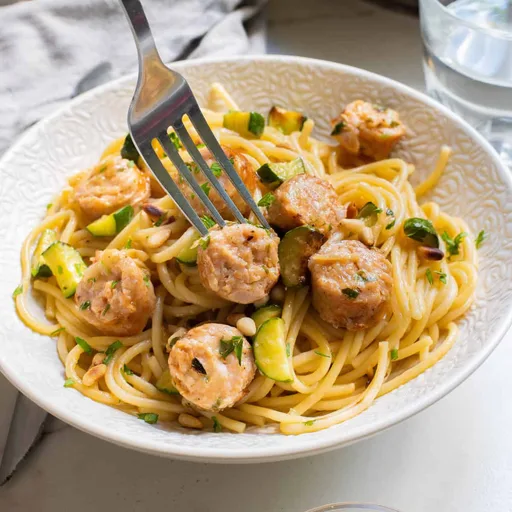 Pasta con Salchicha de Pollo