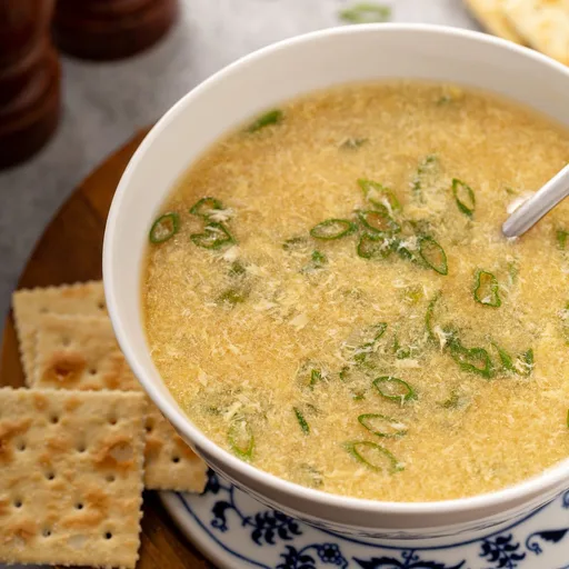 Sopa de huevo fácil