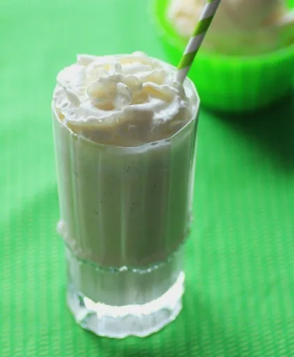 Copycat Starbuck's Vanilla Frappuccino