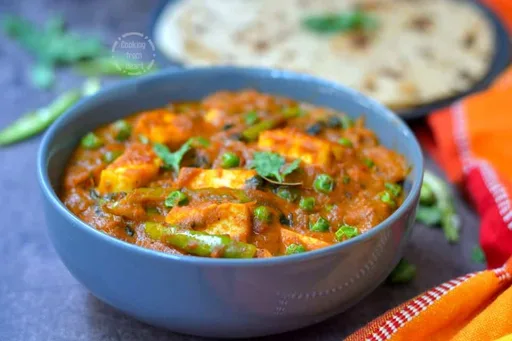 Matar paneer