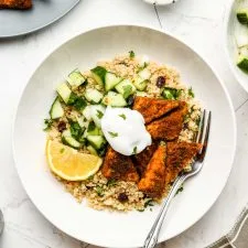 Cuencos de tempeh tandoori