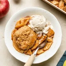 Vegan Apple Cobbler
