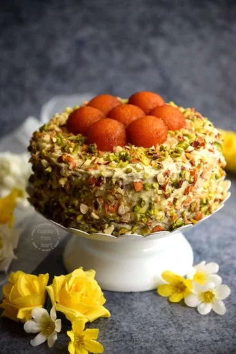 Tarta de Gulab Jamun sin Huevo