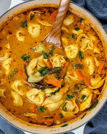 Vegetable Tortellini Soup