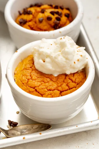 Bizcocho saludable de calabaza y avena en taza