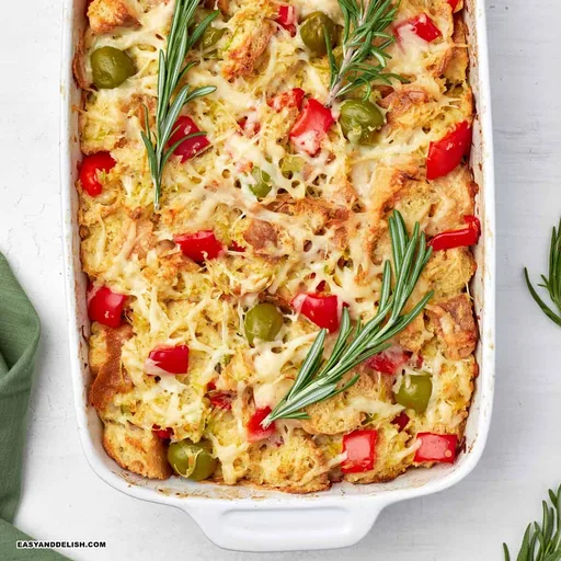 Pudin de pan salado (Strata)