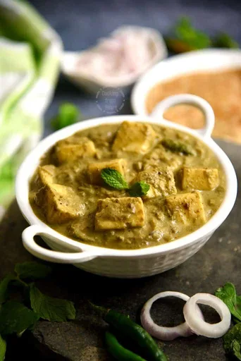 Hariyali Paneer | Pudina Paneer Curry