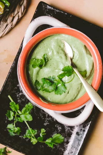 Dip de aguacate y yogur
