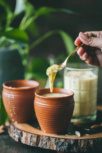 Badam Doodh