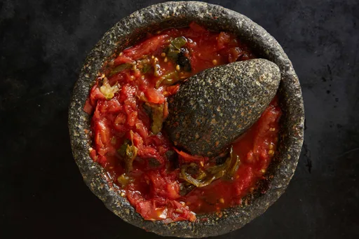 Salsita de tomate y jalapeño asados