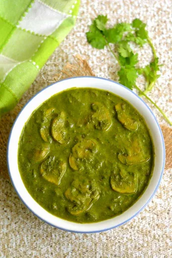 Palak Mushroom | Spinach Mushroom Curry