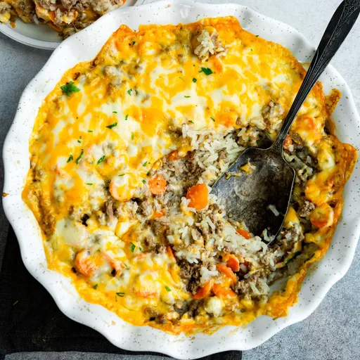 Cheesy Ground Beef and Rice Casserole