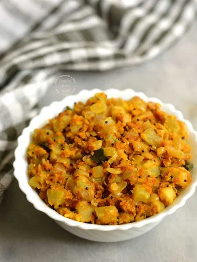 Sorakkai Poriyal | Bottle Gourd Curry