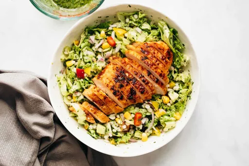 Ensalada de Cebada y Pollo con Vinagreta de Hierbas
