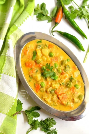 Vegetable Kurma | Hotel Style Vegetable Kurma