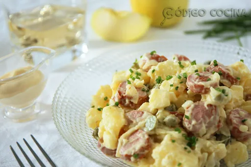 Ensalada alemana de patatas, receta fácil y sabrosa