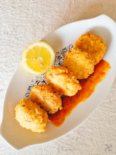 Tortitas melosas de arroz, queso y huevo