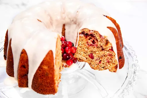 Cranberry Christmas Cake