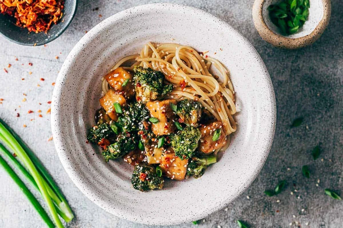 Crispy Tofu Broccoli Stir Fry