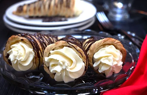 Dark Chocolate Cream Horns