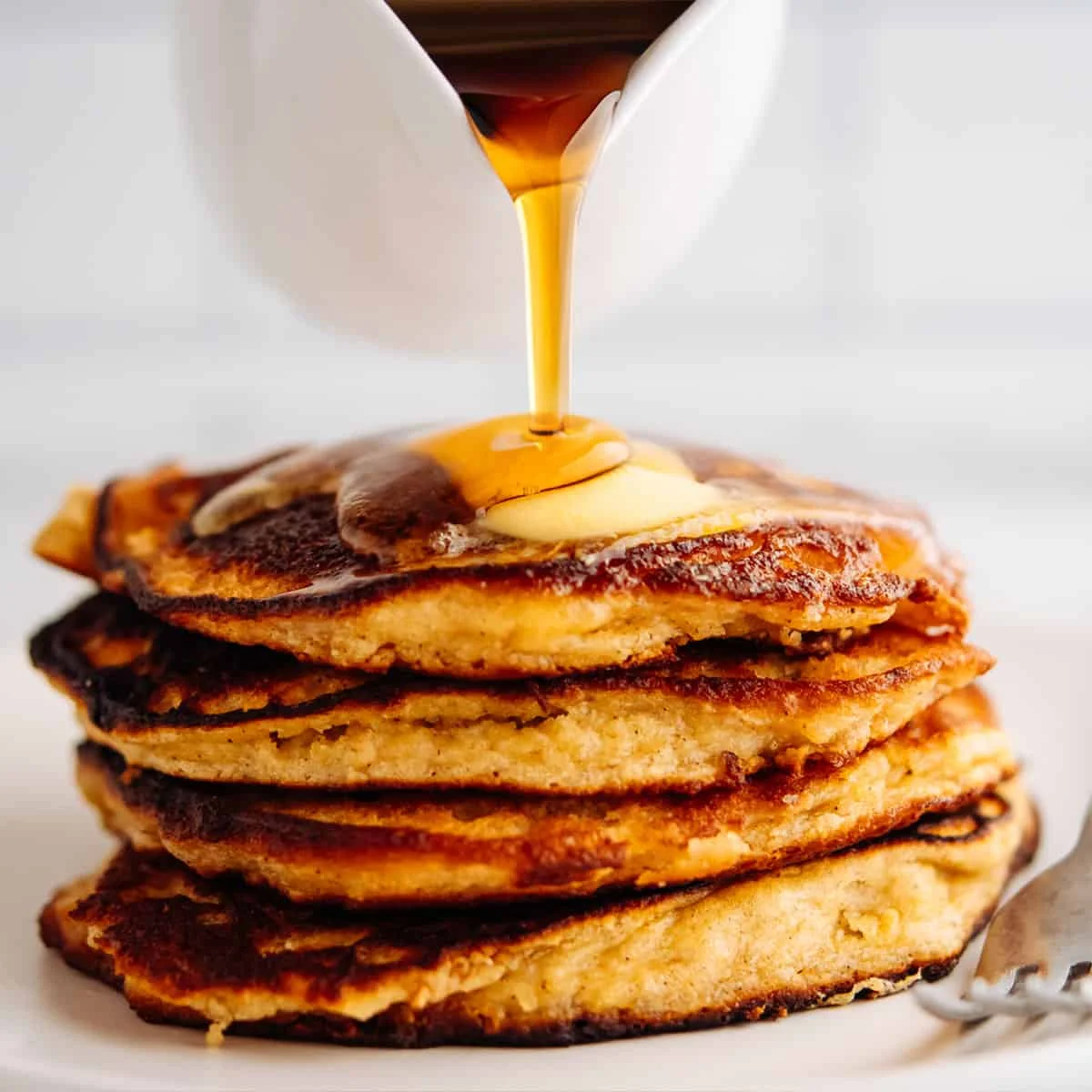 Almond Flour Banana Pancakes