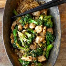 Easy Chicken Broccoli Stir Fry