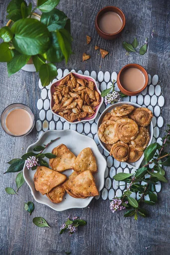 Nimki o Namak Pare (galletas saladas crujientes): ¡con tres formas sencillas!
