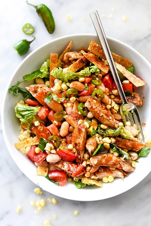 Ensalada de pollo a la barbacoa