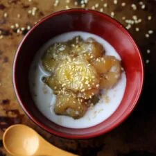 Plátanos dulces con leche de coco