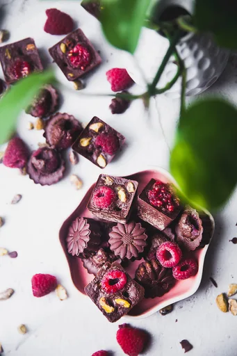 Raspberry Pistachio Chocolate