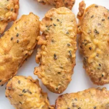 Vietnamese Fried Banana Fritters (Chuối Chiên)