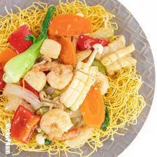 Seafood Bird Nest (Mì Xào Giòn Hải Sản)
