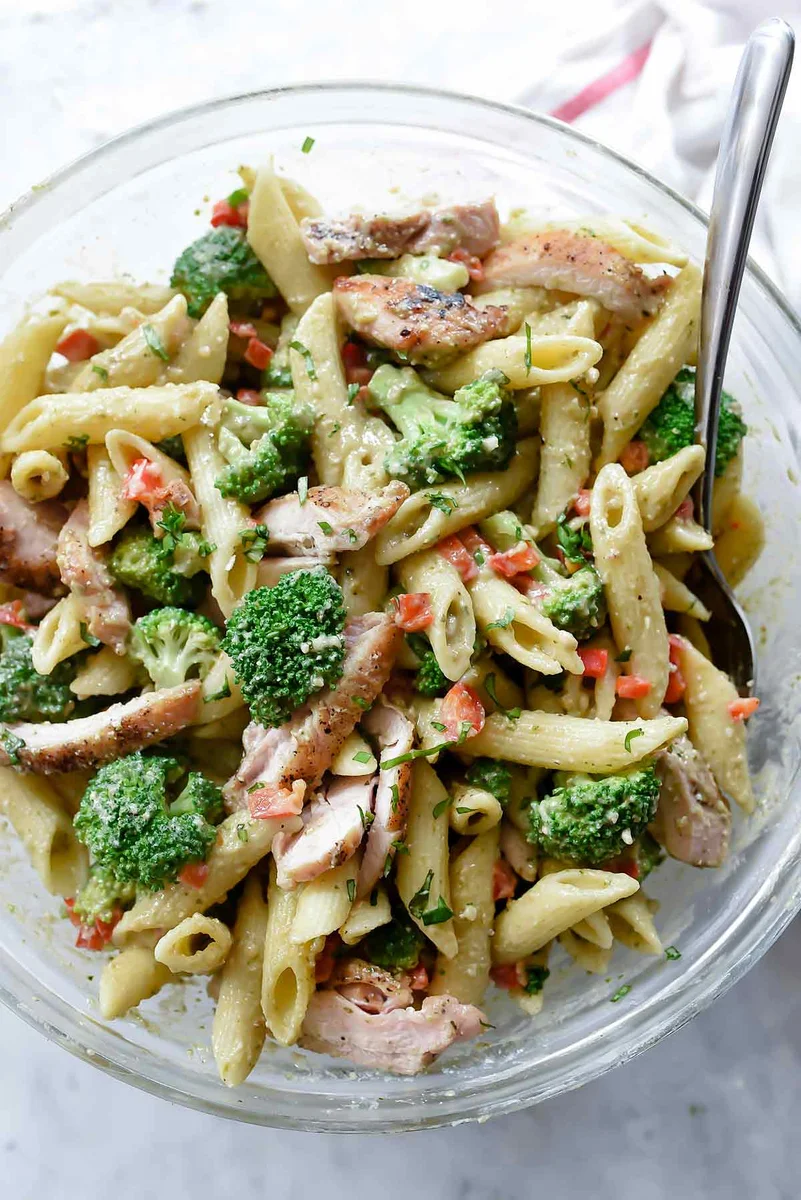 Creamy Chicken Pesto Penne with Broccoli