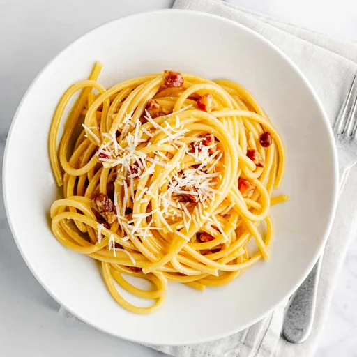 Bucatini a la carbonara